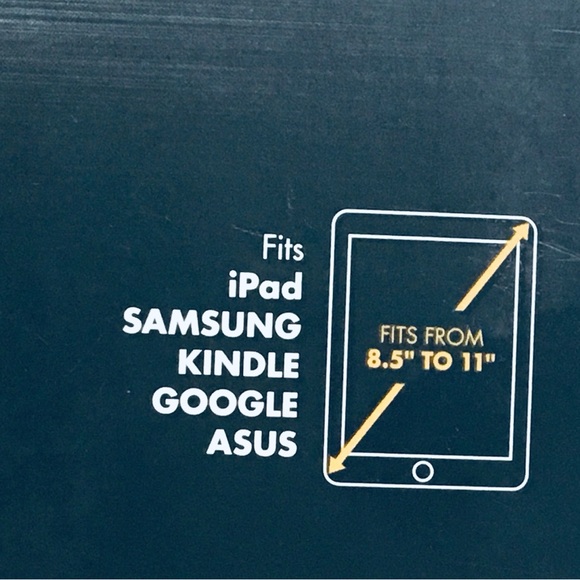 Solo New York Universal Tablet Case for 8.5" Inch to 11" Inch Tablets - Picture 7 of 10